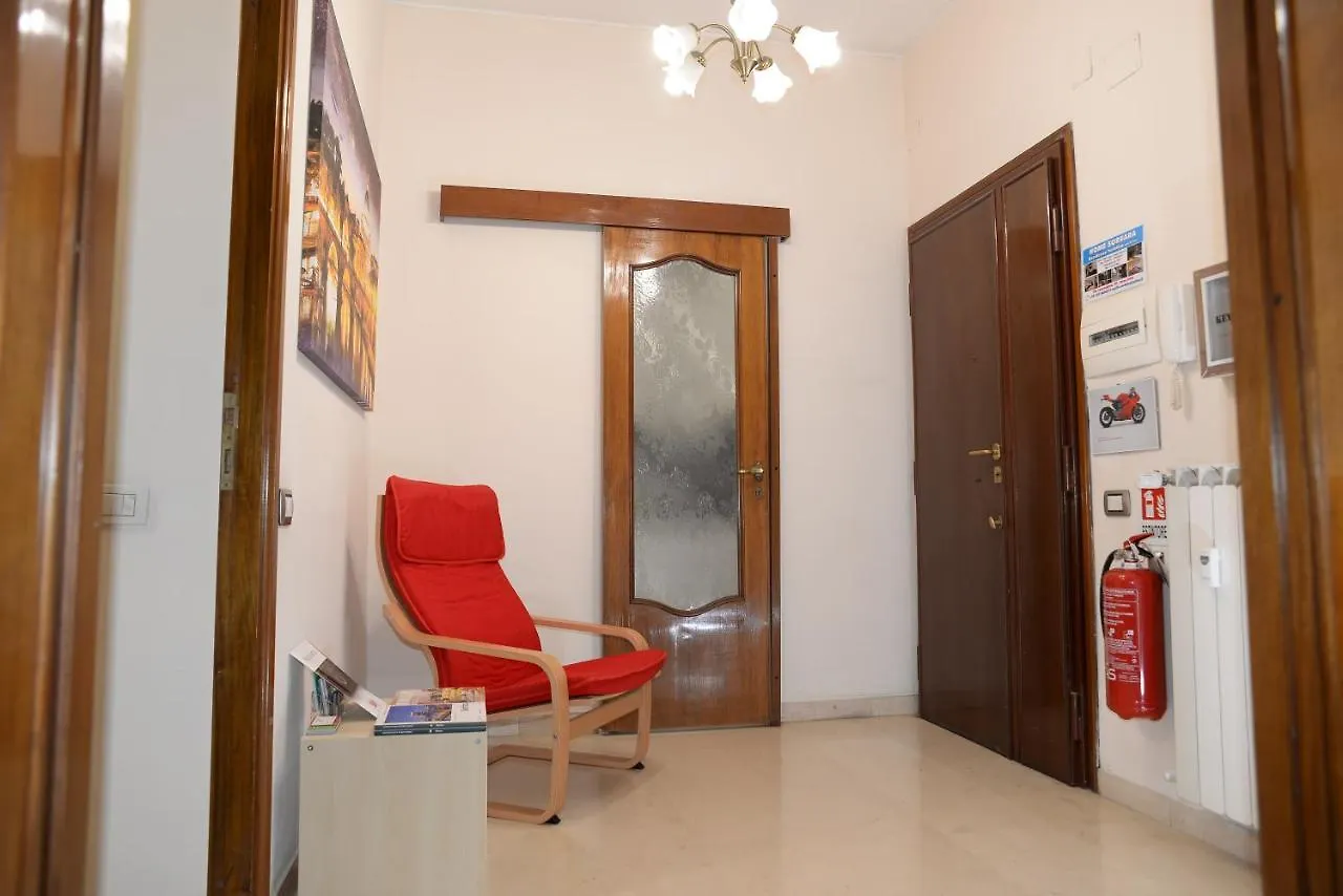 Room In Guest Room - Emilios Home Triple Room In Our Cozy And Comfortable Establishment Rome 0*,  Italy